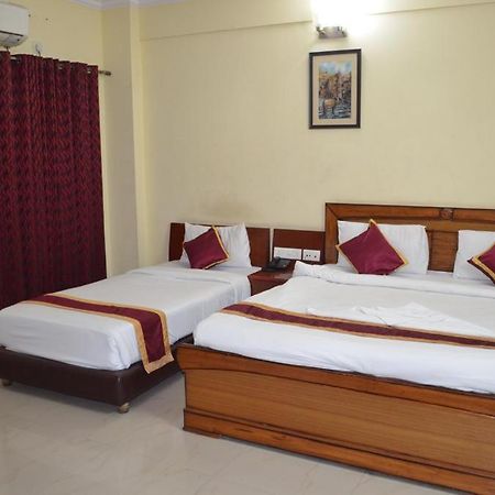 White Bricks Inn Bangalore Exterior foto